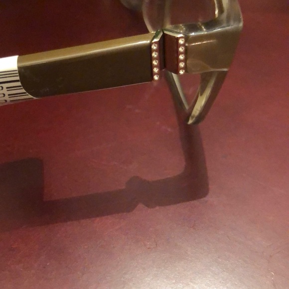 Eyeglasses - Picture 5 of 6